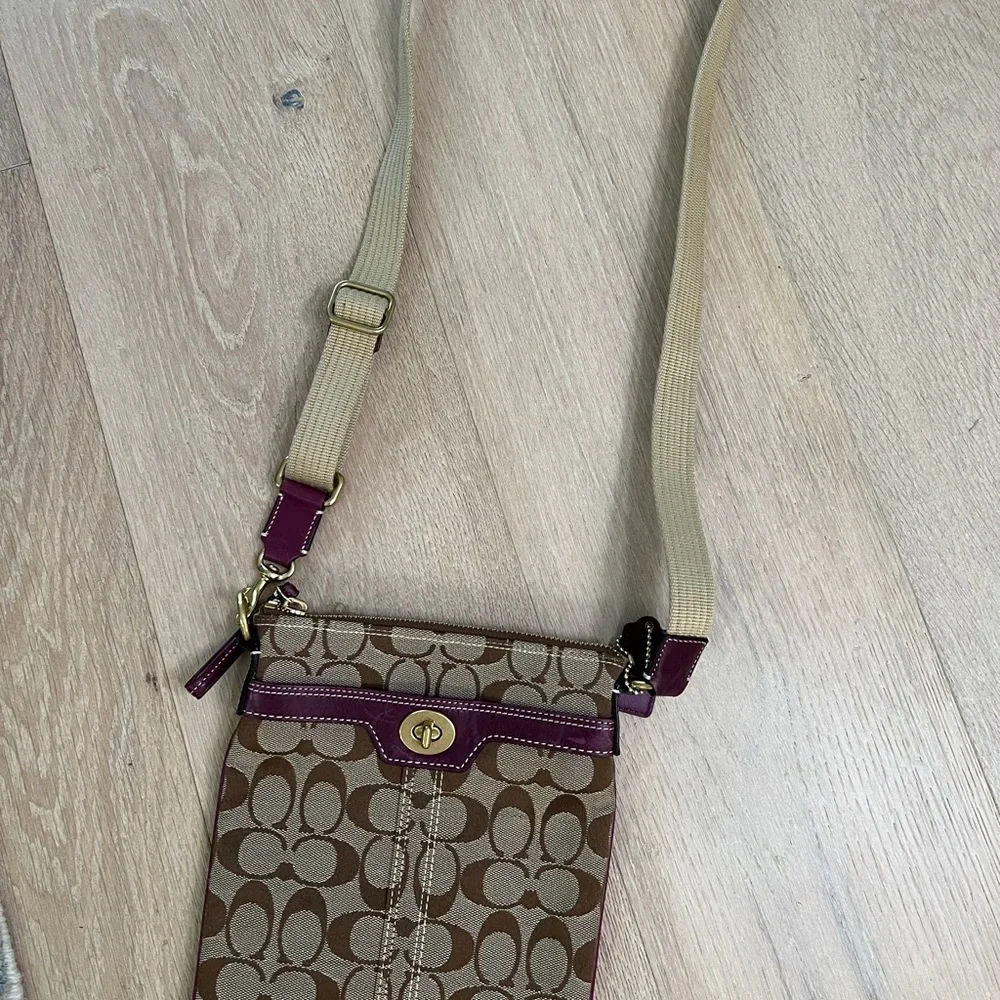 Coach Brown Signature Canvas Crossbody with Plum Trim - Picture 4 of 4